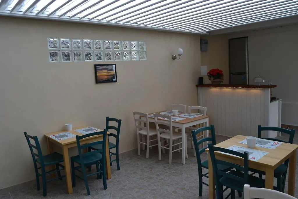B&B Residenza Marina Marina Di Carrara Bed & Breakfast
